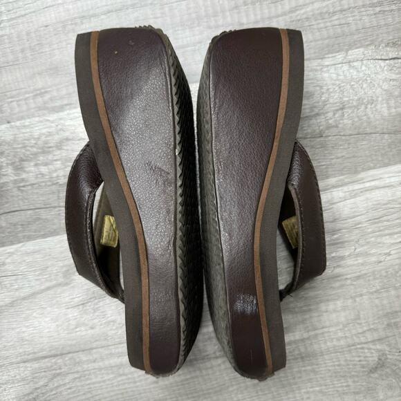 Volatile Brown Leather Wedge Platform Flip Flop Sandals Size 8 Y2K Style - Picture 3 of 9